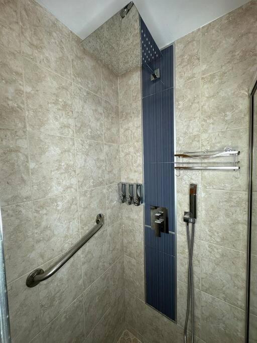 Sleeps 3, Casa Tropical In Miami Lägenhet Exteriör bild